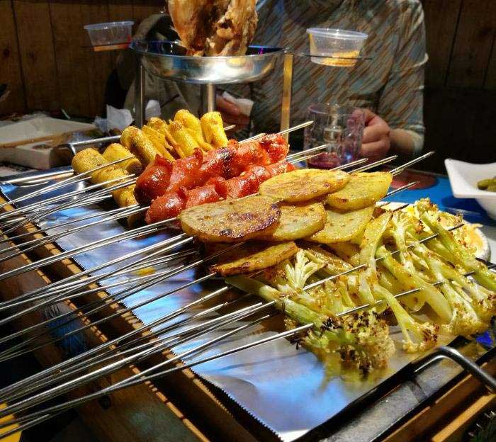 青白江音乐烧烤吧